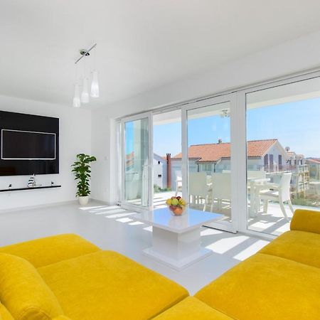 Apartment Royal II Vodice Esterno foto