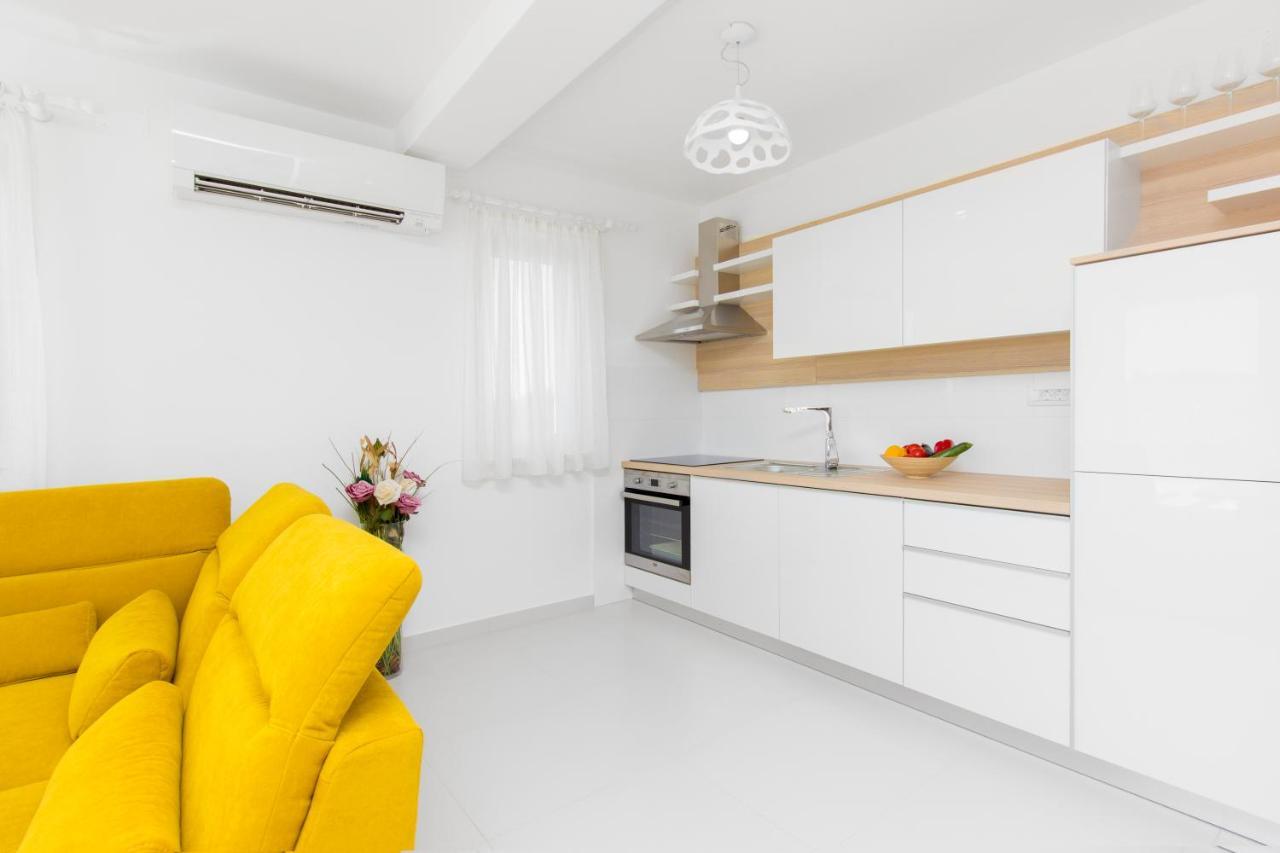 Apartment Royal II Vodice Esterno foto