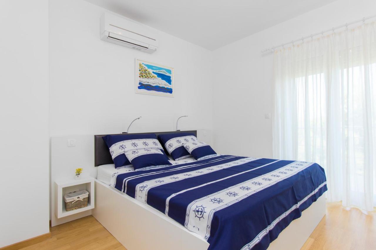 Apartment Royal II Vodice Esterno foto