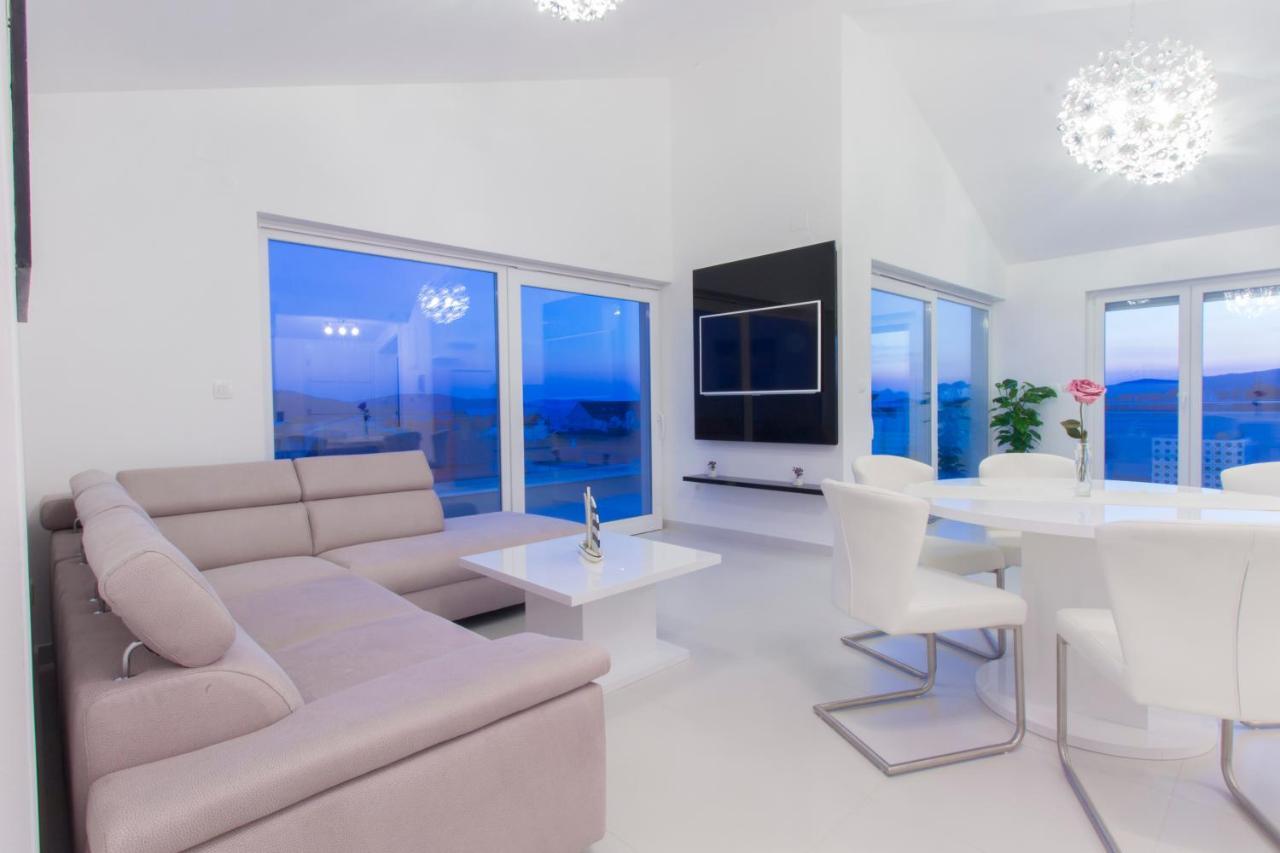 Apartment Royal II Vodice Esterno foto
