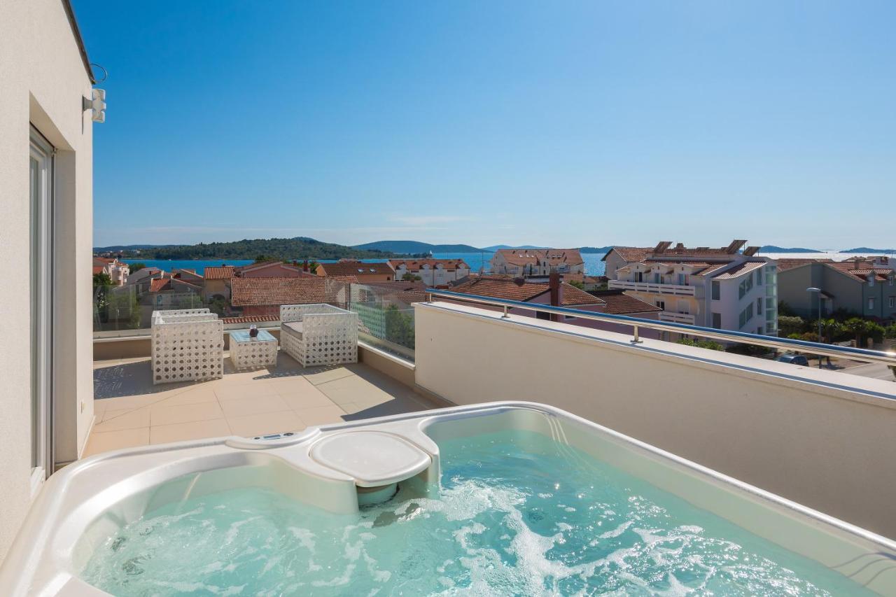 Apartment Royal II Vodice Esterno foto
