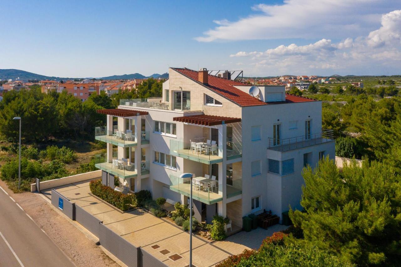 Apartment Royal II Vodice Esterno foto