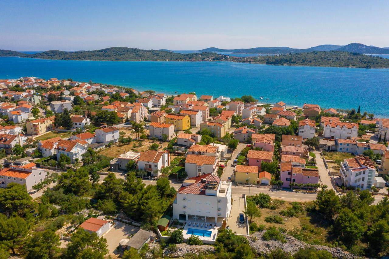 Apartment Royal II Vodice Esterno foto