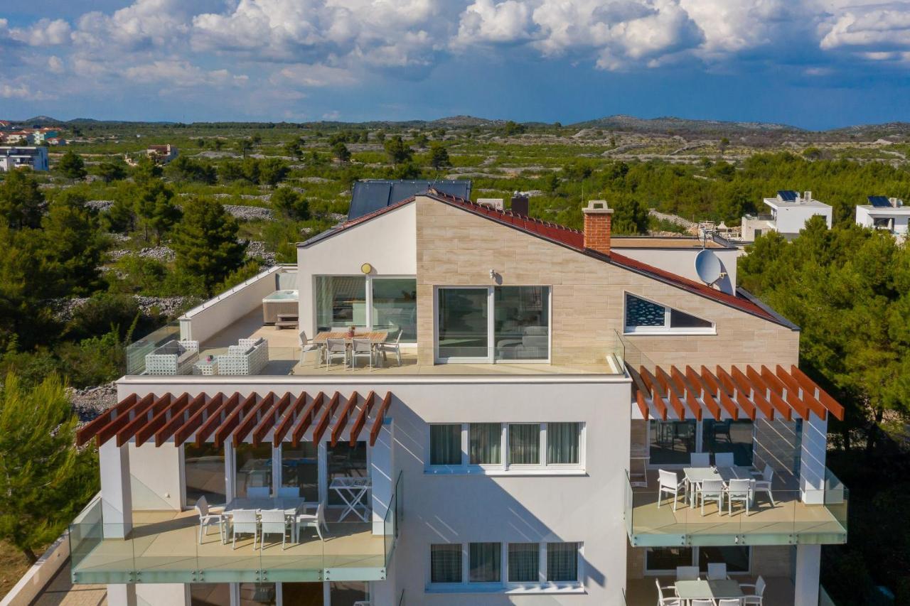 Apartment Royal II Vodice Esterno foto