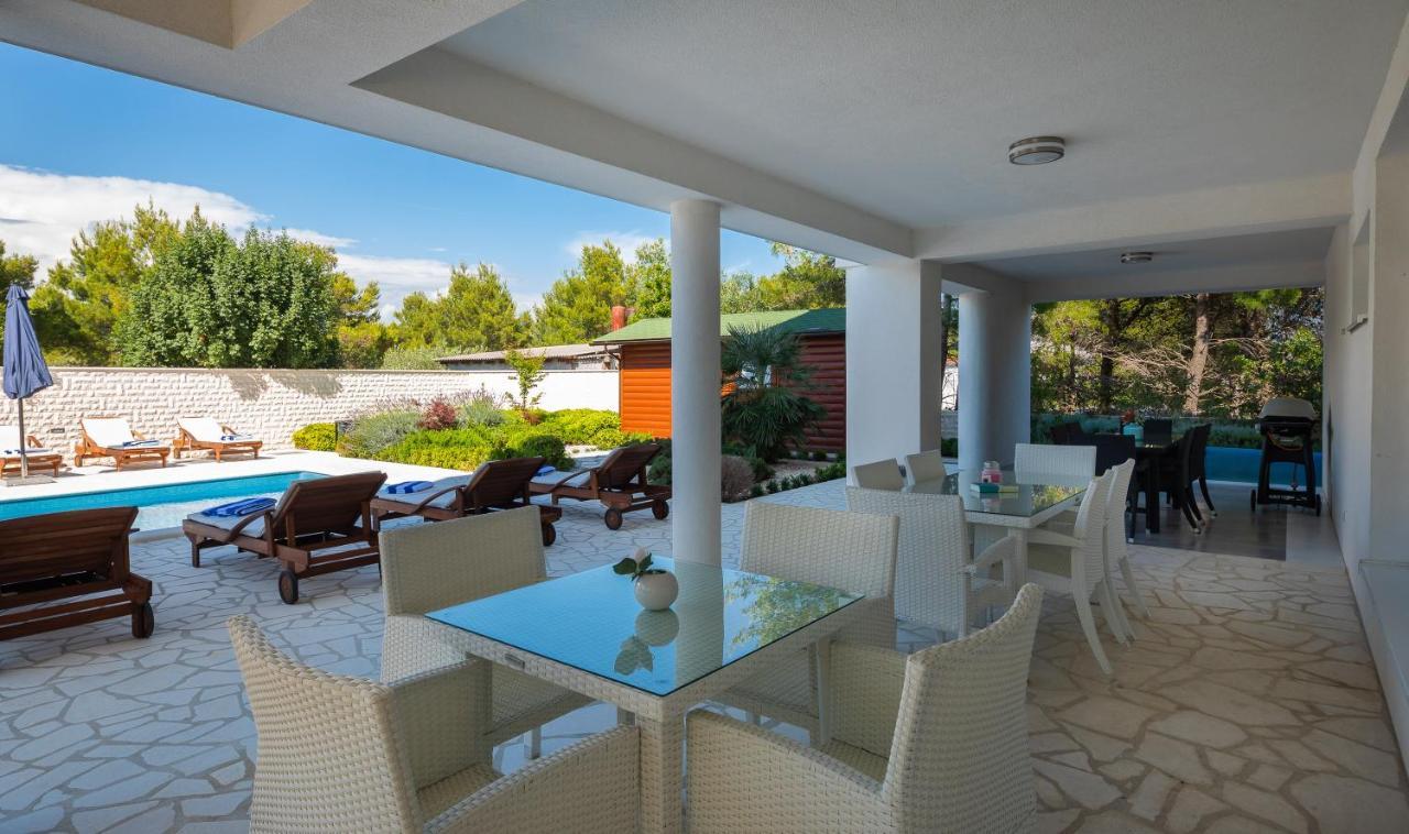Apartment Royal II Vodice Esterno foto